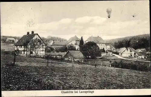 Ak Glashütte Lamspringe in Niedersachsen, Blick auf den Ort, Ballon
