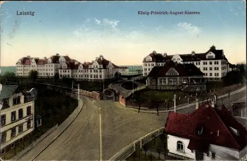 Ak Leisnig in Sachsen, König-Friedrich-August-Kaserne