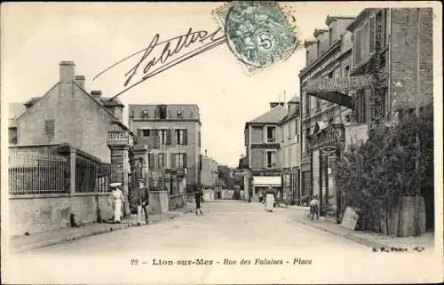 Ak Lion sur Mer Calvados, Rue des Falaises, Place