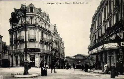 Ak Angoulême Charente, Rue des Halles Centrales