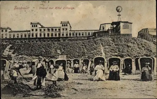 Ak Zandvoort Nordholland, Strand met Hotel d'Orange