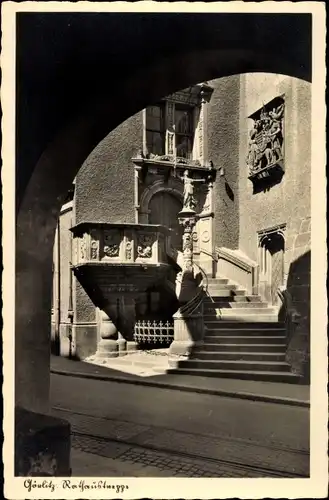 Ak Görlitz in der Lausitz, Rathaustreppe