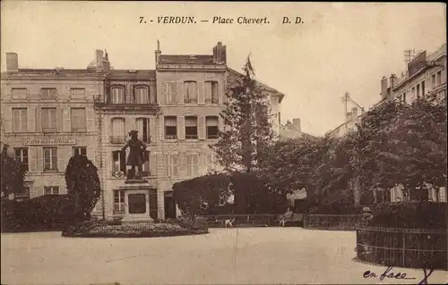 Ak Verdun Meuse, Place Chevert