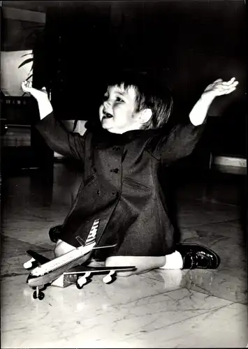 Ak Prinz Maurits von Niederlanden, Flugzeug