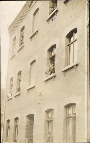 Foto Ak Lützen im Burgenlandkreis, Augustastraße 3, Wohnhaus