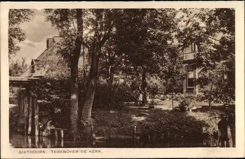 Ak Giethoorn Overijssel Niederlande, Tegenover de Kerk