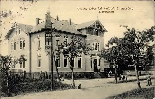 Ak Wallroda Arnsdorf Sachsen, Straßenpartie mit Gasthof Erbgericht, E. Grundmann