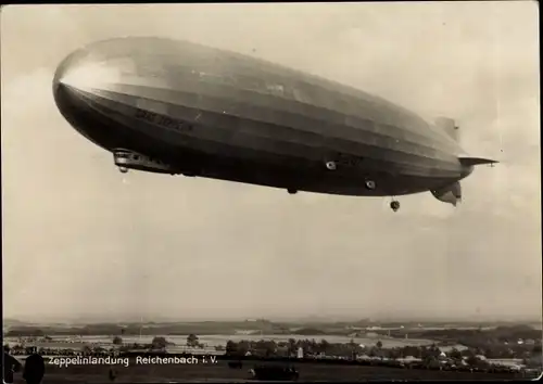 Ak Reichenbach im Vogtland, Zeppelinlandung, Luftschiff Graf Zeppelin LZ127