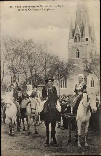 Ak Noce Bretonne, Depart du Cortege apres la Ceremonie Religieuse, Hochzeitsgesellschaft zu Pferde