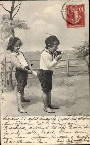 Ak Kinder, Kleiner Junge mit einer Pfeife