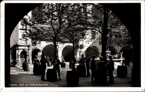 Ak München, Idyll im Hofbräuhaushof