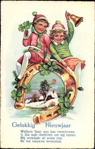 Ak Glückwunsch Neujahr, Junge und Mädchen auf einem Hufeisen, Kleeblätter, Glocke