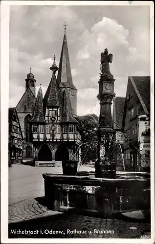 Ak Michelstadt im Odenwald, Rathaus und Brunnen