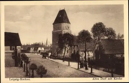 Ak Mockau Leipzig in Sachsen, Altes Dorf mit Kirche