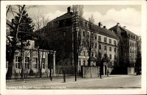 Ak Freiberg im Kreis Mittelsachsen, Hausenkaserne, Mannschaftsgebäude II.