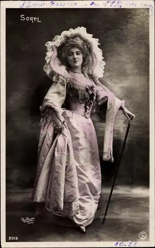Ak Schauspielerin Sorel, Portrait im Kostüm, Atelier Reutlinger Paris