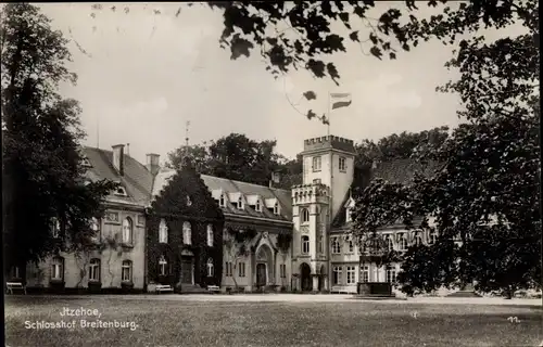 Ak Itzehoe in Schleswig Holstein, Schlosshof Breitenburg