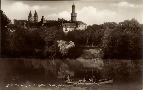 Ak Bad Homburg vor der Höhe, Blick zum Schloss und Schlosspark, Ruderboot