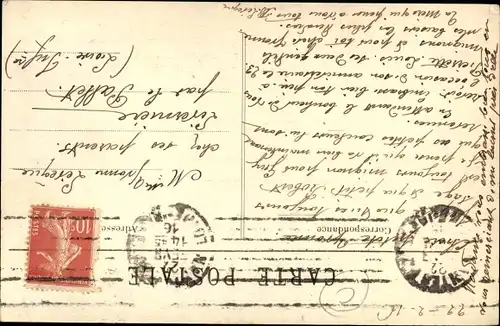 Ak Vieille Fumeuse de Rosporden, rauchende Frau in bretonischer Tracht