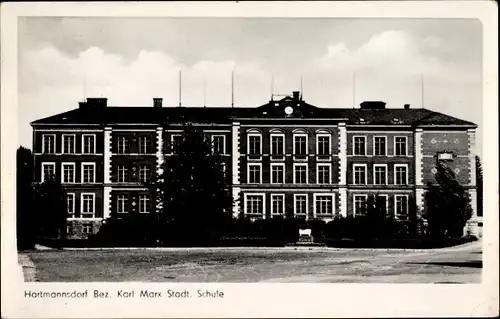 Ak Hartmannsdorf in Sachsen, Schule