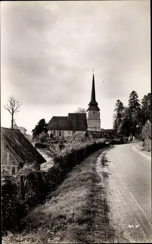 Ak Manerbe Calvados, L'entree du Bourg