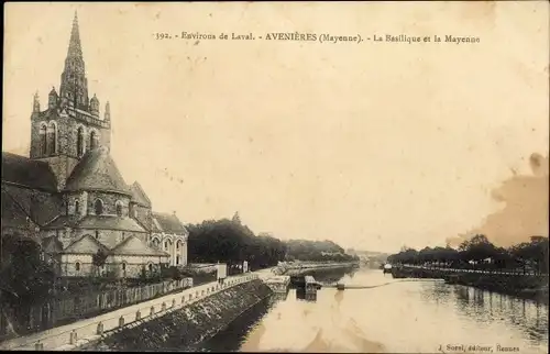 Ak Avesnières Mayenne, La Basilique et la Mayenne