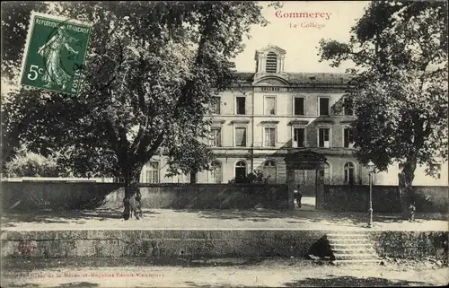 Ak Commercy Meuse, Le College