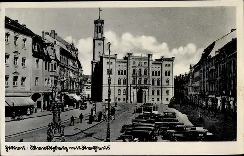 Ak Zittau in Sachsen, Blick auf den Marktplatz mit Rathaus, Parkplatz