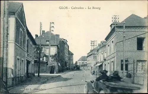 Ak Glos Calvados, Le Bourg
