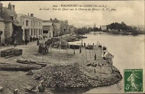 Ak Rochefort sur Loire Maine et Loire, Le Louet, vue des Quais vers le Chateau de Dieuzy