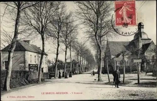 Ak Le Breuil Mézidon Calvados, L'Avenue
