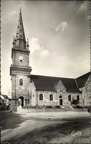 Ak Pluméliau Morbihan, Le Clocher et l'Eglise