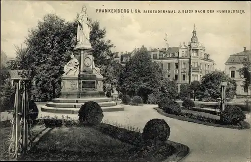 Ak Frankenberg an der Zschopau Sachsen, Siegesdenkmal u. Blick nach der Humboldtstraße