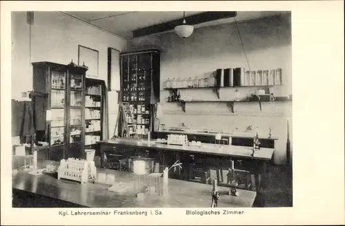 Ak Frankenberg an der Zschopau, Kgl. Lehrerseminar, Biologisches Zimmer, Innenansicht