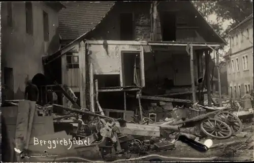 Foto Ak Bad Gottleuba Berggießhübel in Sachsen, Hochwasser 1927, zerstörtes Haus