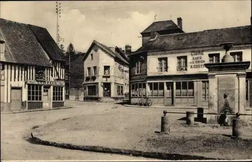 Ak Fervaques Calvados, La Place, Route de Lisieux et d'Orbec