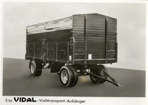 Foto Fahrzeug Firma Vidal Harburg, Viehtransport-Anhänger