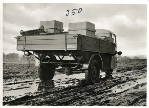 Foto Fahrzeug Firma Vidal Harburg, Goliath Pritschenwagen