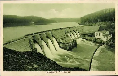 Ak Kriebstein Sachsen, Talsperre, Blick auf die Sperrmauer