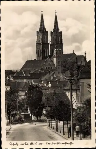 Ak Oschatz in Sachsen, Blick von der Dresdener Straße, Kirche