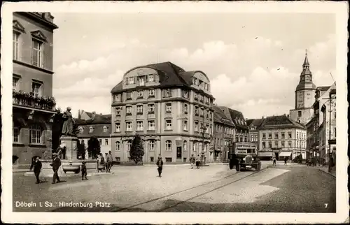 Ak Döbeln in Mittelsachsen, Blick auf den Hindenburg Platz, Stadtansicht