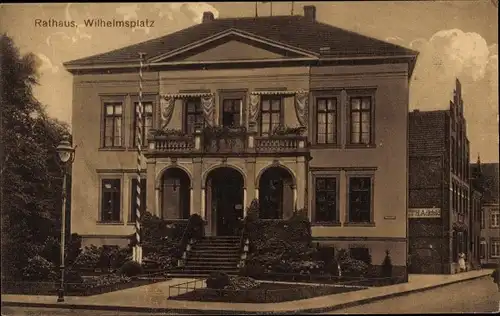 Ak Rheda Wiedenbrück in Westfalen, Rathaus, Wilhelmsplatz