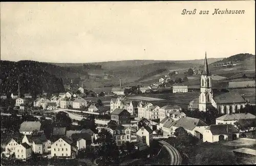 Ak Neuhausen im Erzgebirge, Blick auf den Ort, Kirche