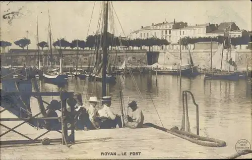 Ak Royan Charente Maritime, Le Port