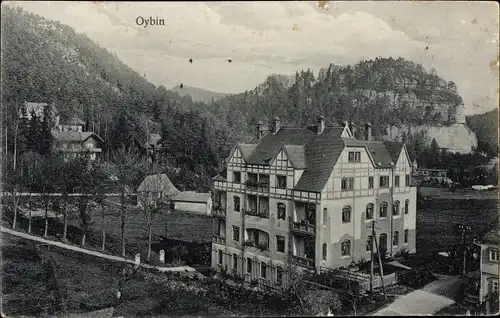 Ak Oybin in Sachsen, Hotel, Waldpartie, Berg