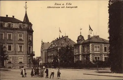 Ak Riesa an der Elbe Sachsen, Albertstraße, Amtsgericht