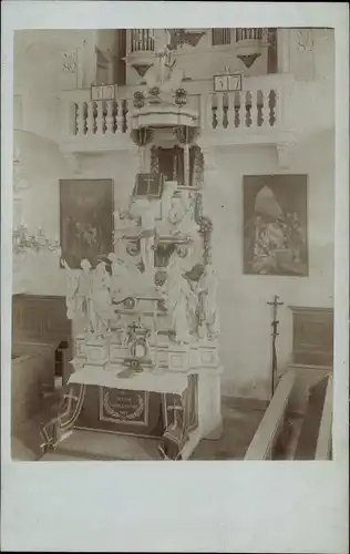Foto Ak Carlsfeld Eibenstock im Erzgebirge, Altar der Kirche