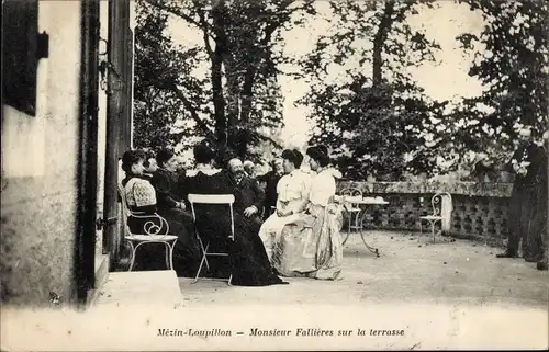 Ak Mezin Loupillon Lot et Garonne, Monsieur Falliers sur la Terrasse