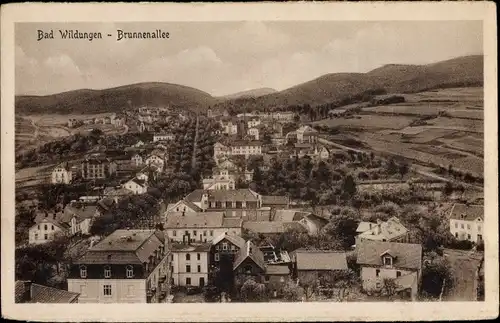 Ak Bad Wildungen in Nordhessen, Fliegeraufnahme, Brunnenallee