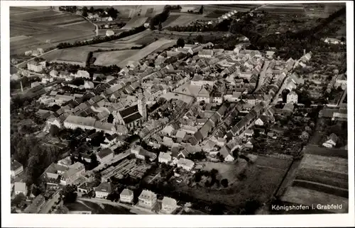 Ak Bad Königshofen im Grabfeld in Unterfranken, Blick auf den Ort, Fliegeraufnahme